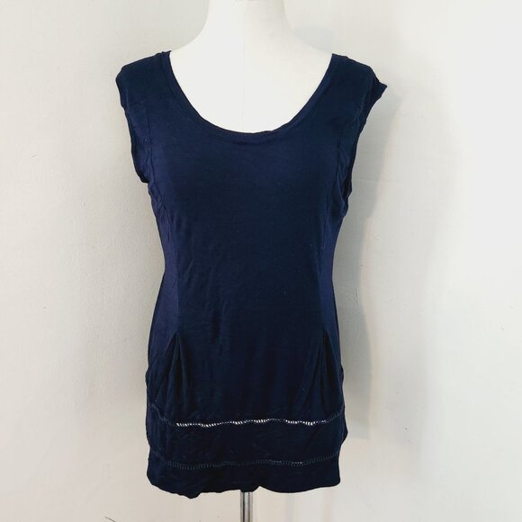 Valerie Stevens Tops - Valerie Stevens Navy Blue Swing Top Women's Size‎ Medium